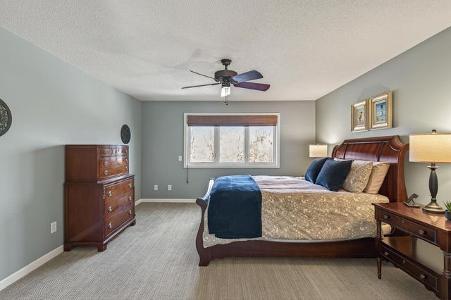 11804 Waterford Road, Eden Prairie, MN 55347