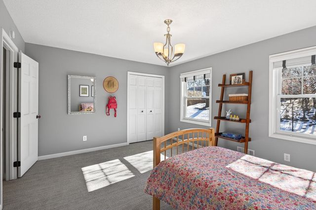 11804 Waterford Road, Eden Prairie, MN 55347