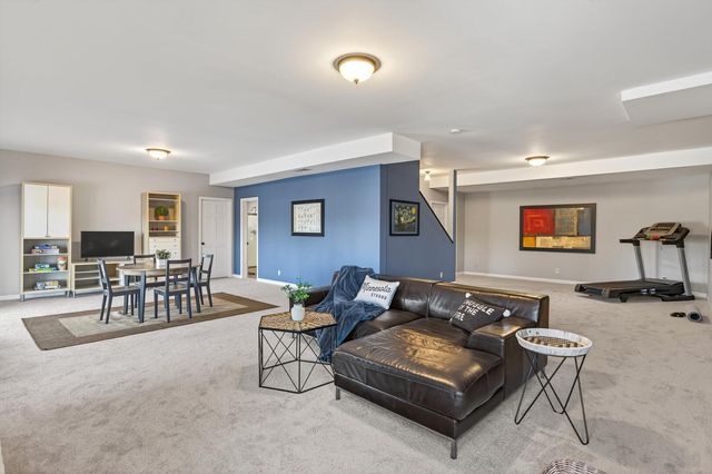 11804 Waterford Road, Eden Prairie, MN 55347