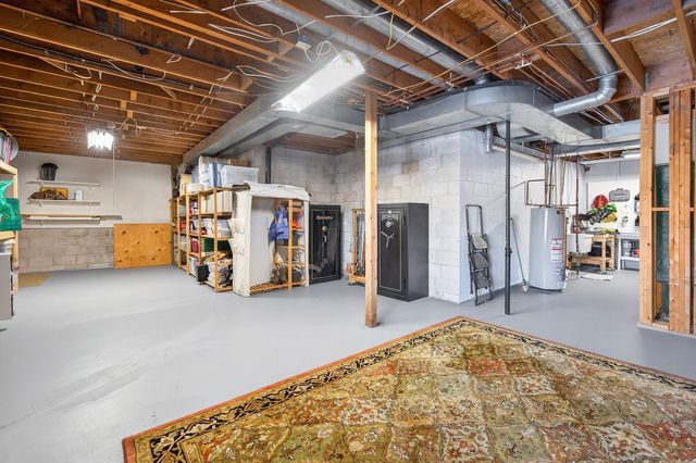 11804 Waterford Road, Eden Prairie, MN 55347