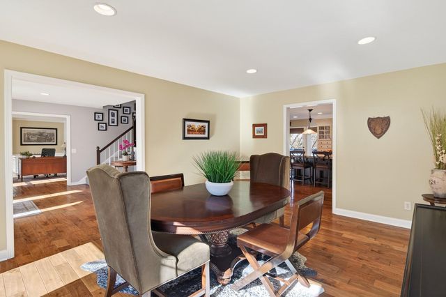 11804 Waterford Road, Eden Prairie, MN 55347