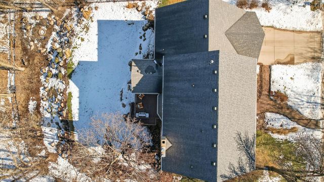 11804 Waterford Road, Eden Prairie, MN 55347