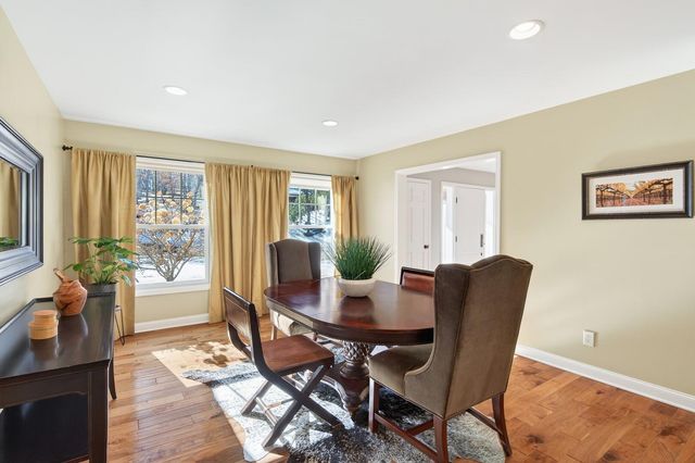 11804 Waterford Road, Eden Prairie, MN 55347