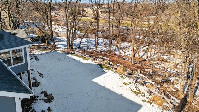 11804 Waterford Road, Eden Prairie, MN 55347