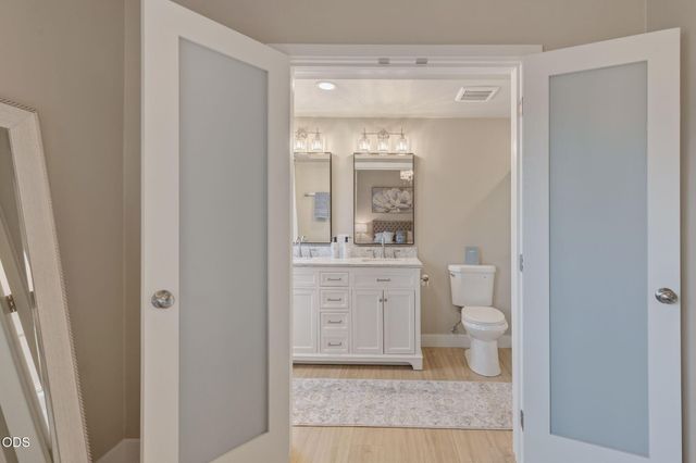 1690 NE Beacon Drive, Grants Pass, OR 97526