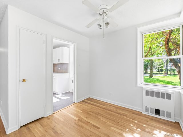 1850 211th Street 1J, Bayside, NY 11360