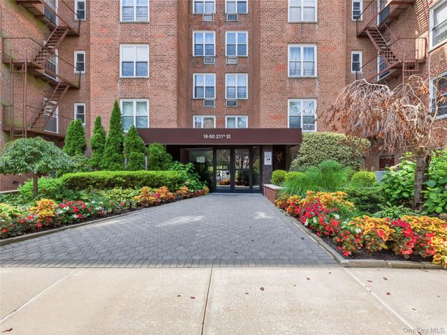 1850 211th Street 1J, Bayside, NY 11360
