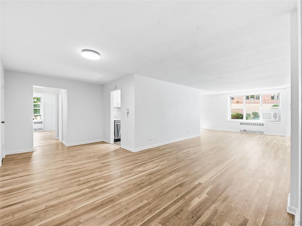 1850 211th Street 1J, Bayside, NY 11360 — photo 2