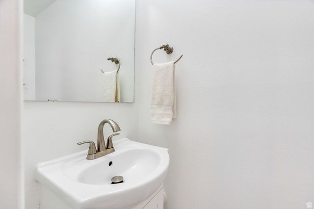 5423 S TONALEA DR, Murray, UT 84107