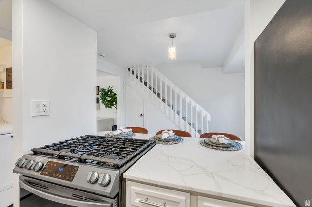 5423 S TONALEA DR, Murray, UT 84107