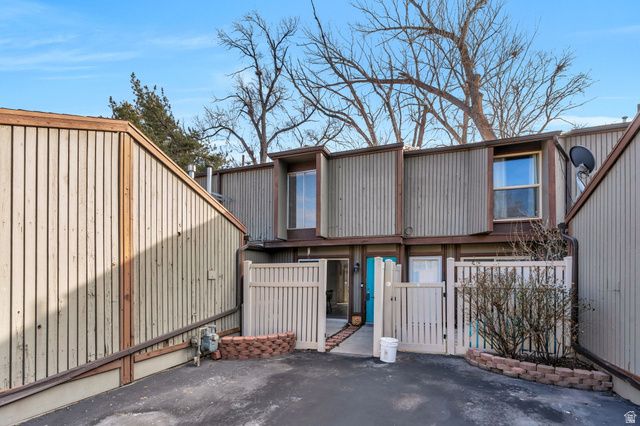 5423 S TONALEA DR, Murray, UT 84107