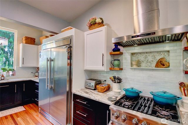 27 Can Ku Road, Camano Island, WA 98282