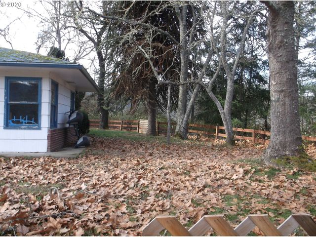 161 Vintage Ln, Myrtle Creek, OR 97457