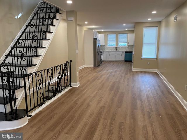 5730 KEMBLE AVE, Philadelphia, PA 19141