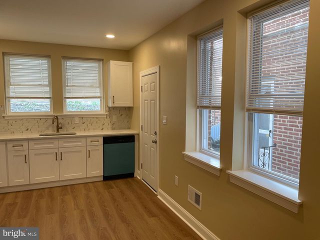 5730 KEMBLE AVE, Philadelphia, PA 19141