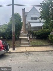 5730 KEMBLE AVE, Philadelphia, PA 19141