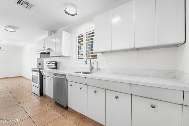 457 W MULBERRY Drive, Phoenix, AZ 85013