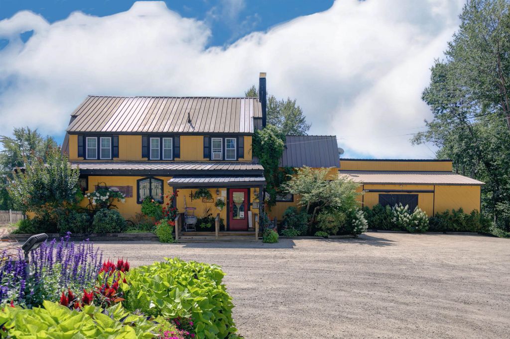 3002 White Mountain Hwy, Conway, NH 03860