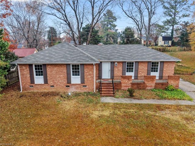 2403 Four Seasons Boulevard, Greensboro, NC 27407