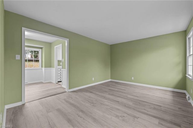 2403 Four Seasons Boulevard, Greensboro, NC 27407