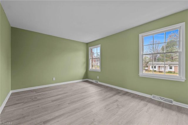 2403 Four Seasons Boulevard, Greensboro, NC 27407