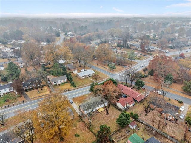 2403 Four Seasons Boulevard, Greensboro, NC 27407