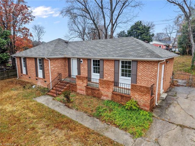 2403 Four Seasons Boulevard, Greensboro, NC 27407