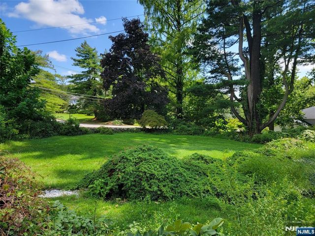 219 Werimus Road, Woodcliff Lake, NJ 07677