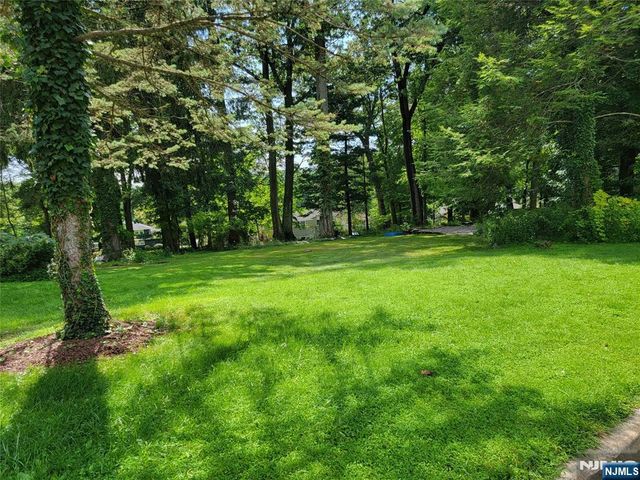 219 Werimus Road, Woodcliff Lake, NJ 07677