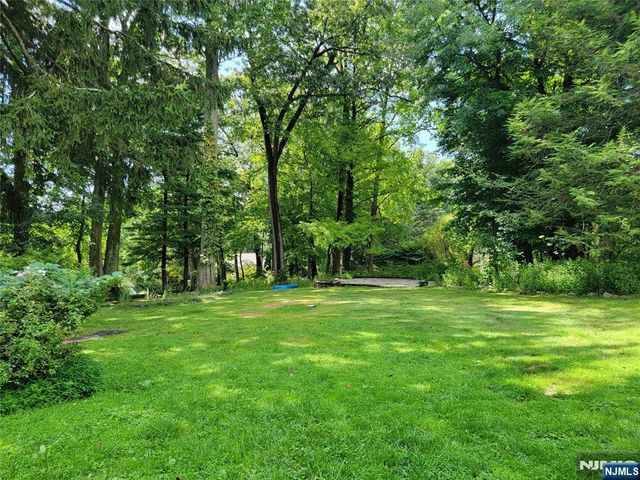 219 Werimus Road, Woodcliff Lake, NJ 07677