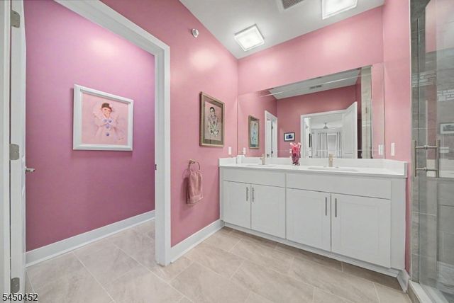 13 Whitney Ave 13, Morris Plains Boro, NJ 07950