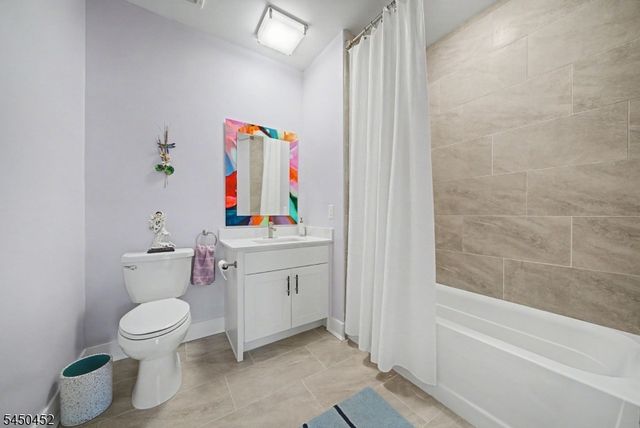 13 Whitney Ave 13, Morris Plains Boro, NJ 07950