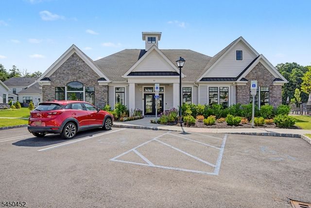 13 Whitney Ave 13, Morris Plains Boro, NJ 07950