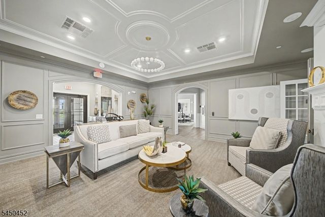 13 Whitney Ave 13, Morris Plains Boro, NJ 07950