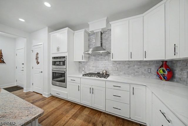 13 Whitney Ave 13, Morris Plains Boro, NJ 07950