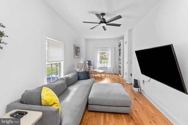 18 MANNING LN, Lawrence, NJ 08648