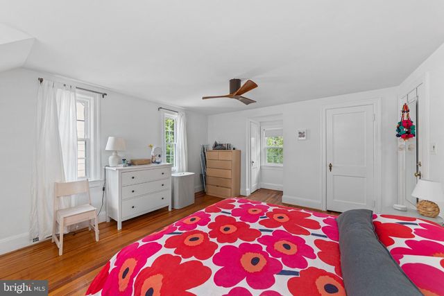 18 MANNING LN, Lawrence, NJ 08648