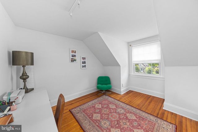 18 MANNING LN, Lawrence, NJ 08648