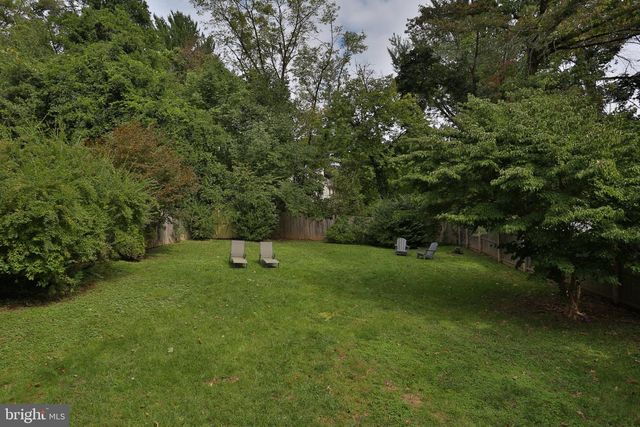 18 MANNING LN, Lawrence, NJ 08648