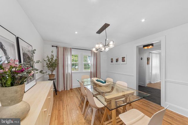 18 MANNING LN, Lawrence, NJ 08648