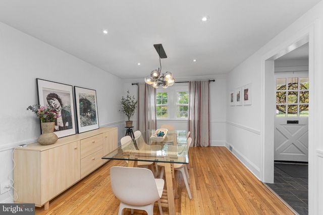 18 MANNING LN, Lawrence, NJ 08648