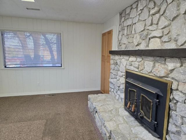 702 N Spring Street, Harrison, AR 72601