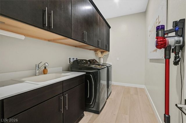 2689 Pioneer Estates Court, Las Vegas, NV 89117