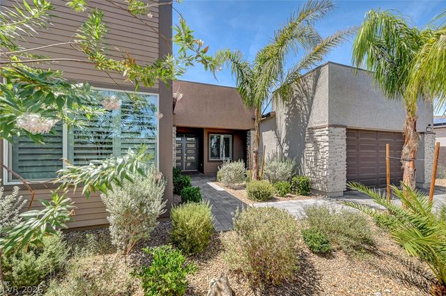2689 Pioneer Estates Court, Las Vegas, NV 89117
