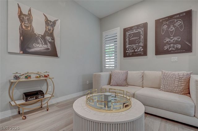 2689 Pioneer Estates Court, Las Vegas, NV 89117