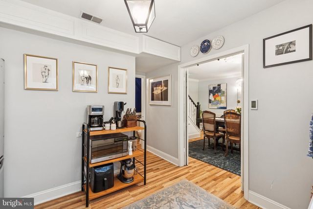 1206 WAVERLY WALK, Philadelphia, PA 19147