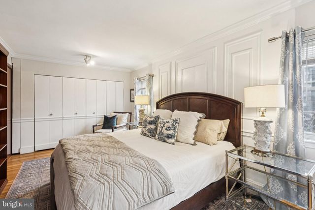 1206 WAVERLY WALK, Philadelphia, PA 19147