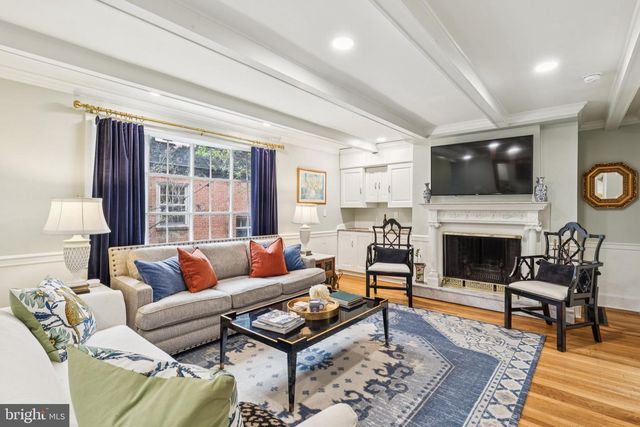 1206 WAVERLY WALK, Philadelphia, PA 19147