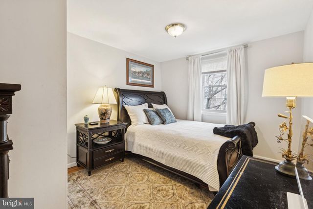 1206 WAVERLY WALK, Philadelphia, PA 19147