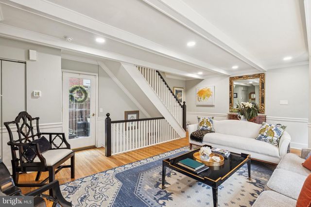 1206 WAVERLY WALK, Philadelphia, PA 19147